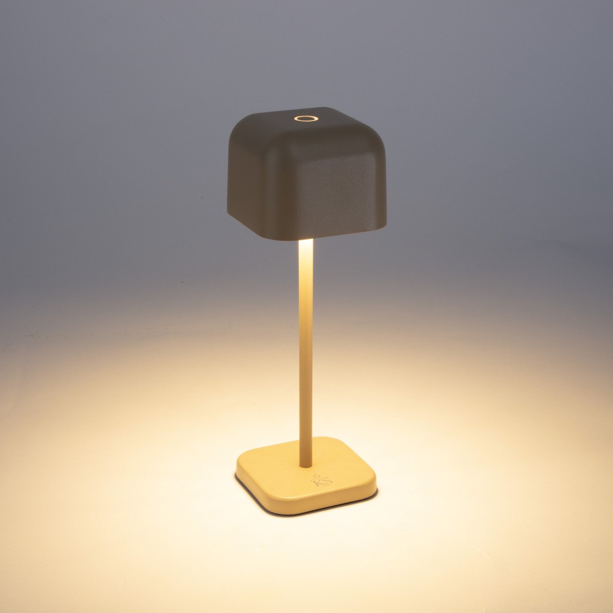 Lampe à poser compacte beige en aluminium moderne pour l'intérieur et l'extérieur