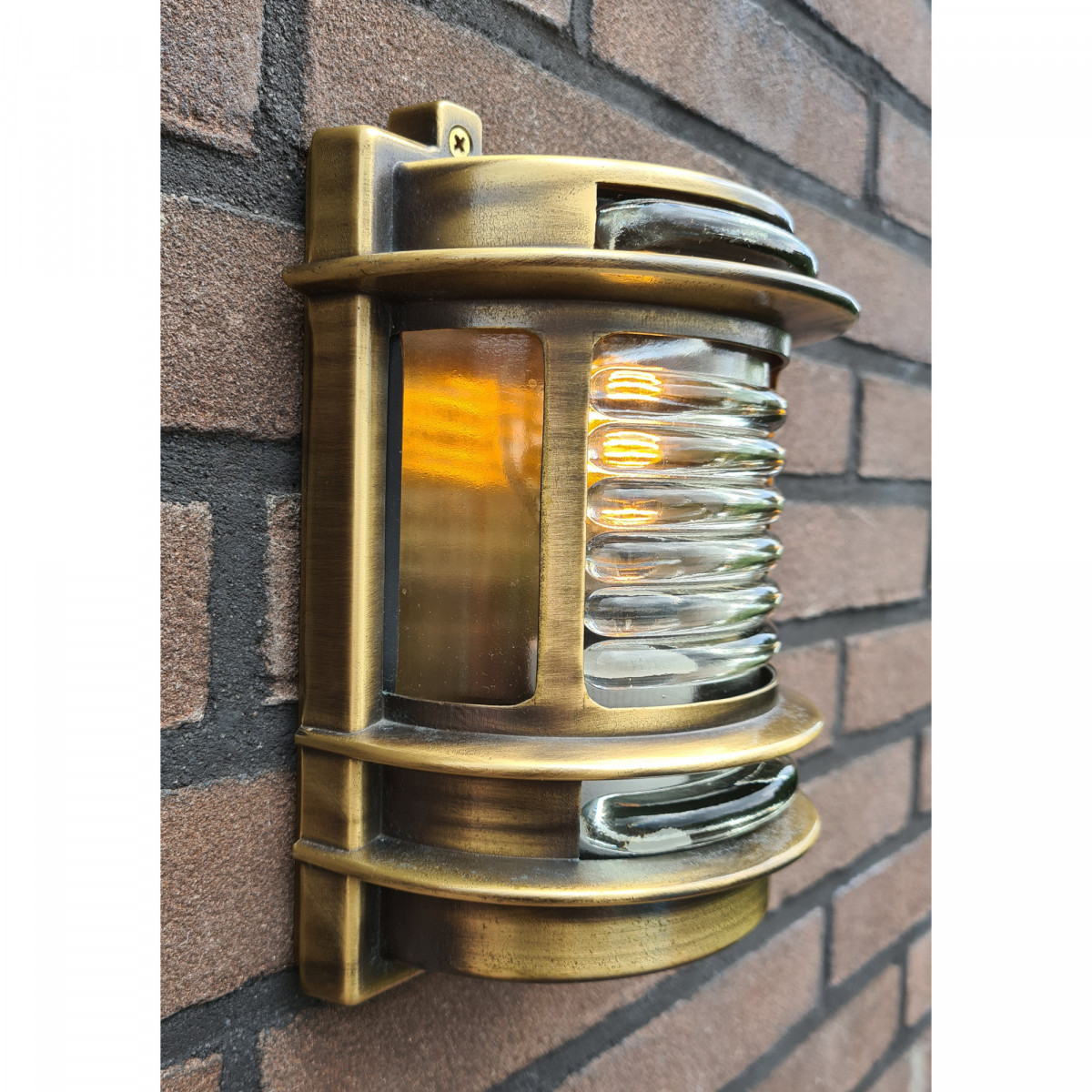 Lampe de bateau Ahoy en bronze massif 